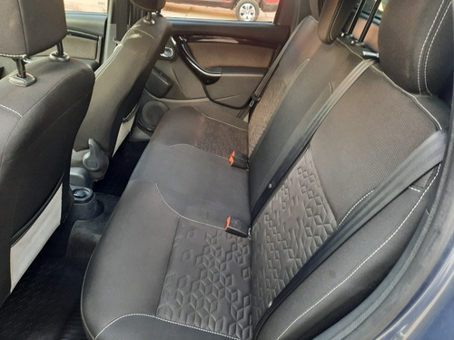Imagen 12 de 15 de Renault Duster Oroch 2017 2.0 Privilege
