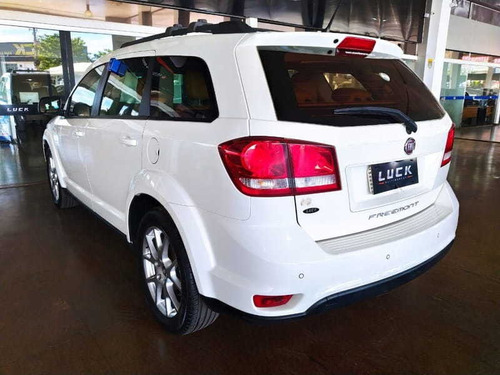 Imagem 5 de 8 de Fiat Freemont Prec At6