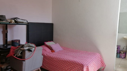 Casa En Venta, Ubicada En Bosques De Tabasco 12-lote 11, Mz 003, Hab Bosques De Mexico, Tlalnepantla, Cerca De Cch Naucalpan, Am05
