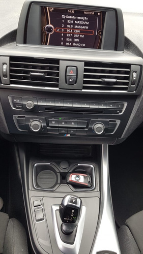 Imagem 8 de 10 de Bmw 118i Sport