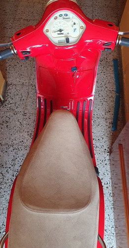 Imagen 4 de 13 de Vespa Lx Ie 150cc