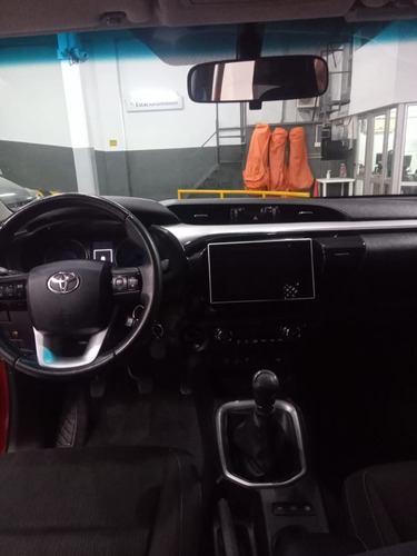 Toyota Hilux 2.8 Cd Srv 177cv 4x4