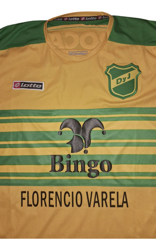 Camiseta De Defensa Y Justicia 2010 Lotto #9 (Usado)