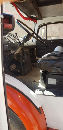 Mercedes Benz 1113 Caja Chata Con Barandas Rebatibles