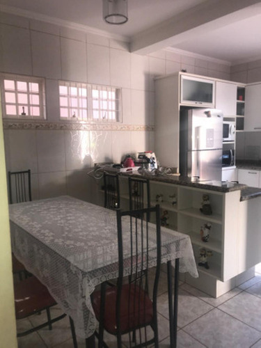 Imagem 4 de 10 de Casas - Ref: V3784