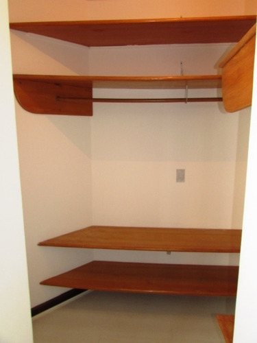 Imagem 11 de 30 de Apartamento 4 Quartos Sendo 3 Suítes (1 Suite Master Com Closet E Hidro) 190m2 Na Pituba - Iur498p - 70364986