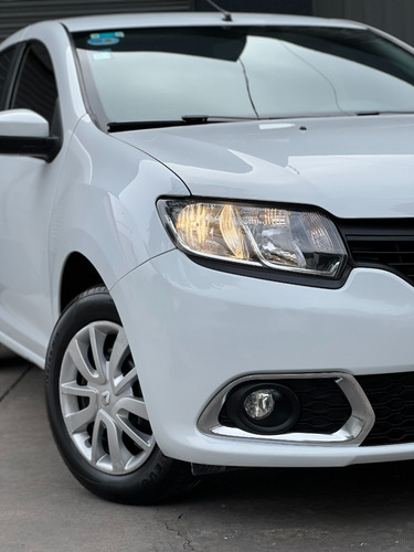 Imagen 3 de 15 de Renault Sandero Dynamique Gnc 1.6 8v 2016
