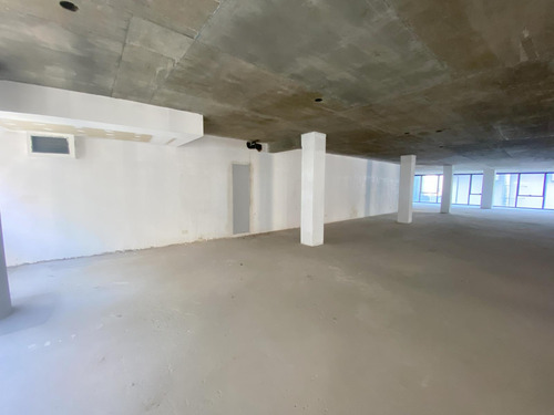 Edificio Comercial En Microcentro Venta Primer Piso