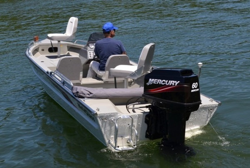 Lancha Savage 5513 Double Fishing