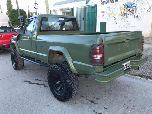 Jeep Comanche Pick Up