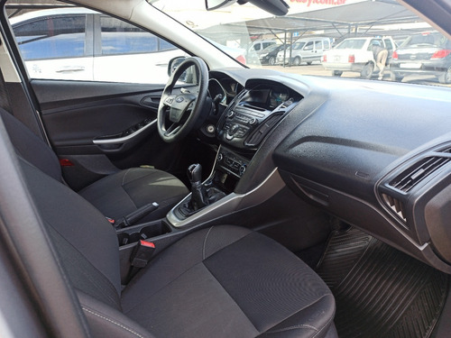 Imagen 7 de 9 de Ford Focus 3