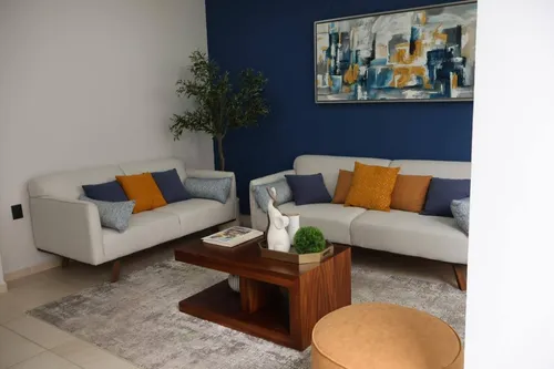 Hermosa Casa En Renta Zibatá Con Ampliación Reciente