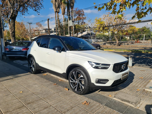 Volvo XC40 1.5 T5 PHEV R-Design Recharge Auto
