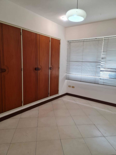 Imagen 2 de 9 de Apartamento En La Castellana