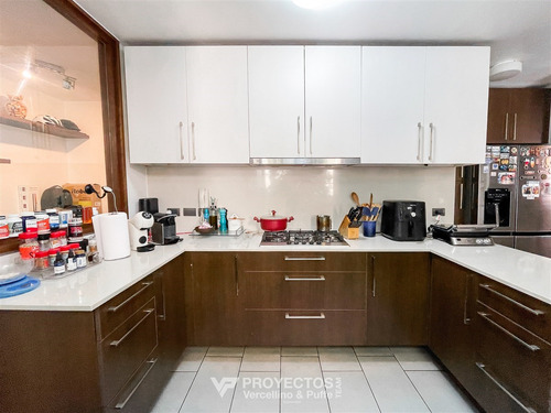 Casa En Arriendo De 4 Dorm. En Lo Barnechea