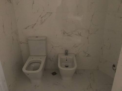 Imagen 13 de 18 de Venta Apartamento De 2 Dormitorios En Suite Con Vista Al Mar, Estrene, Vigilancia