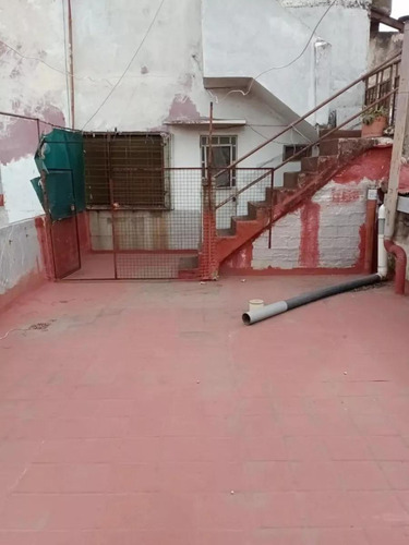 Casa Multifamiliar En Venta - 272mts2 - Nueva Pompeya