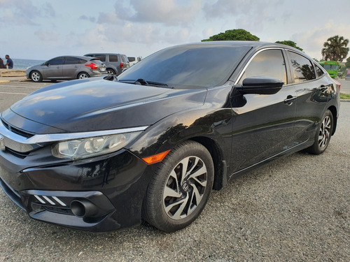 Imagen 2 de 11 de Honda Civic 2018