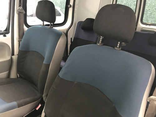 Renault Kangoo Grand Confort 1.5 Dci Año 2009 - Liv Motors