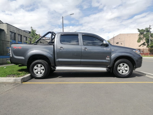Toyota Hilux 4x4 2.7 Cc