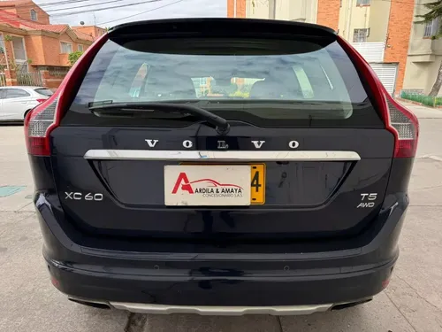 Volvo XC60 2.0 T5 Awd Summum