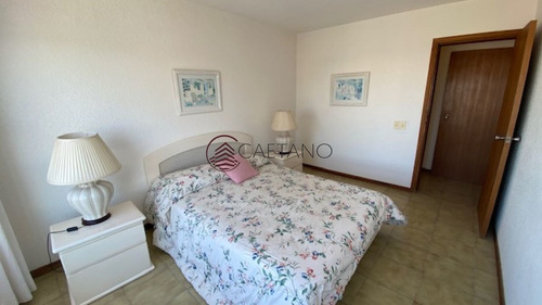 Imagen 24 de 30 de Apto De 3 Dormitorios 3 Baños Con Una Vista Muy Buena A Playa Mansa Y Brava - Consulte Por Alquiler De Verano - Punta Del Este Peninsula