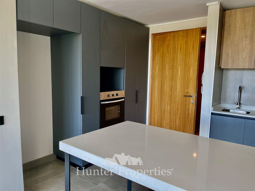 Moderno Y Nuevo Depto En Venta De 1 Dorm. En Centro De Talca