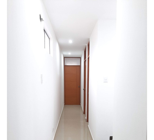 Imagen 9 de 17 de Alquiler De Departamento San Juan De Miraflores