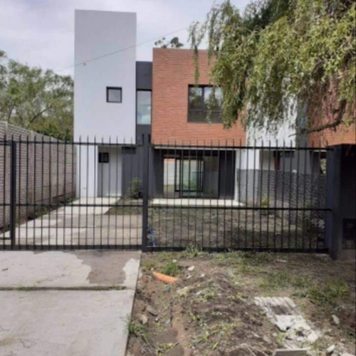 Venta Galpón Barrio Zacagnini Con Cochera