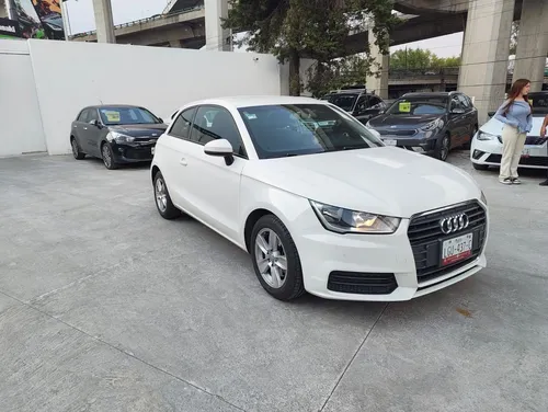 Audi A1 1.4 Urban 3p At