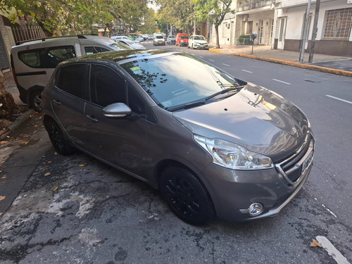 Peugeot 208 1.6 Allure Nav Tiptronic