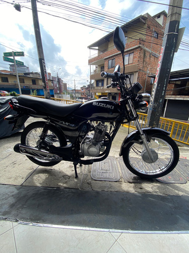 Suzuki Ax4