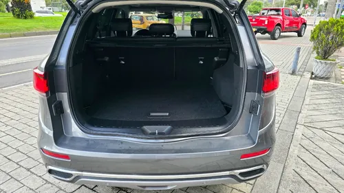Renault Koleos 2.5 Intens 4X4 Bose