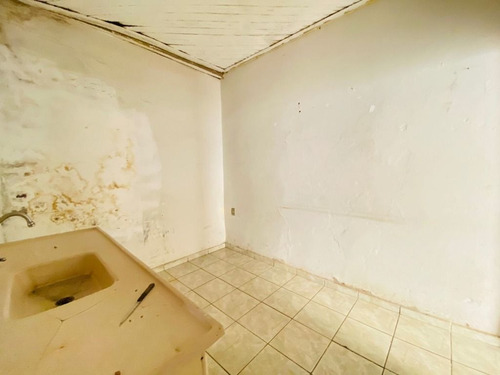 Imagem 9 de 10 de Casa Com 1 Dormitório À Venda, 47 M² Por R$ 100.000,00 - Centro - Botucatu/sp - Ca1223