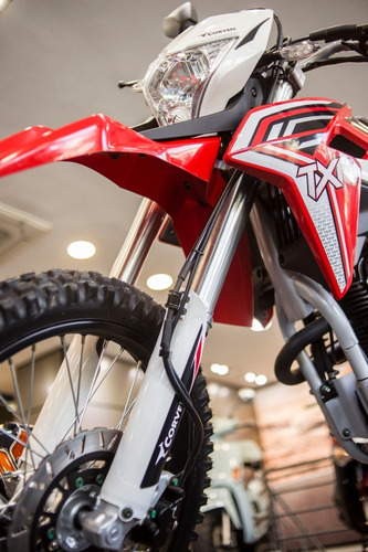 Imagen 22 de 25 de Corven Triax Txr 250 L Lidermoto La Plata