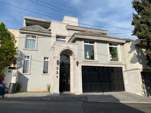 Casa En Venta Por Puerta Del Sol Colinas De San Jeronimo Monterrey