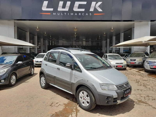 Imagem 2 de 12 de Fiat Fiat Idea Adventure Dual 2010