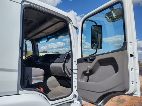 Vw 24250 Constellation 2010 Com Munck De 40t