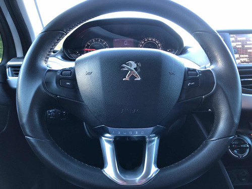 Peugeot 208 1.6 Allure
