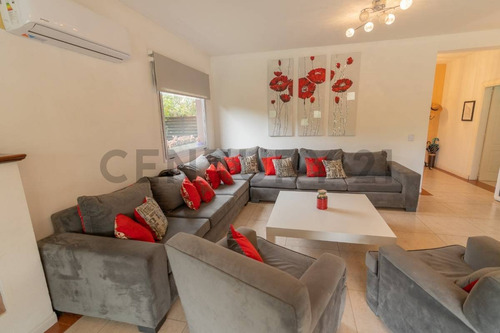 Imagen 15 de 30 de Venta - Casa - Bº La Damasia - San Fernando