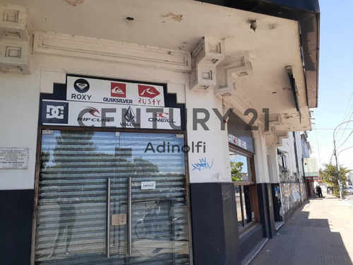 Imagen 6 de 9 de Importante Local Comercial En Montevideo Esq. Génova - Ensenada