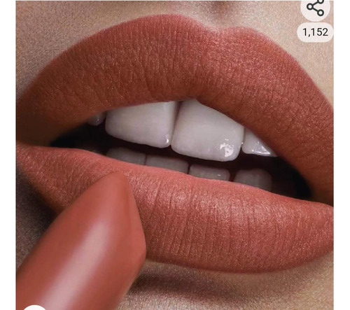Labial L'oreal Color Riche Tono He Thinks He's 804