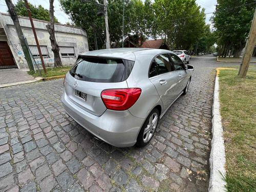 Imagen 11 de 22 de Mercedes-benz Clase A 1.6 A 200 At Urban B.efficiency 156cv