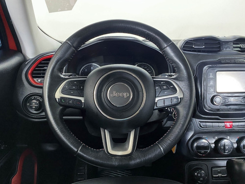 Imagem 14 de 23 de Jeep Renegade