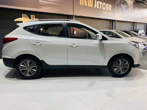 Imagem 4 de 15 de Hyundai Ix35 2.0 Mpfi Gl 16v Flex 4p Automático