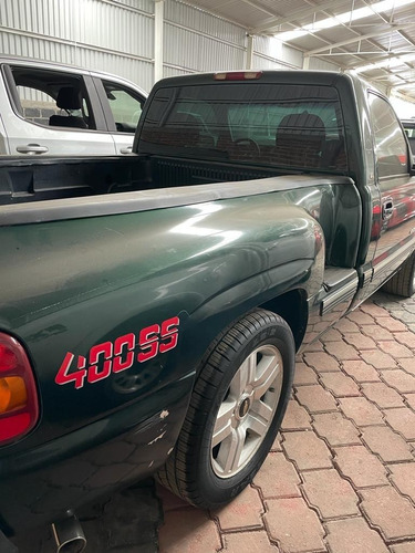 Imagen 8 de 8 de Chevrolet 400 Ss 2002