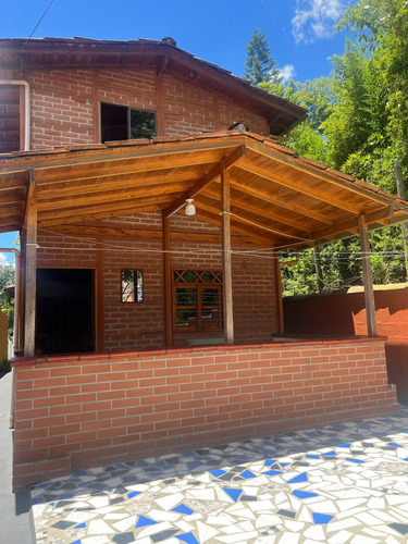 Venta De Casa Finca En Envigado, Ubicada En La Transversal Intermedia