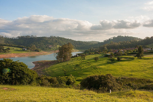 Imagem 4 de 6 de Terreno Pé Na Água Em Condomínio Fechado Lt-jaguary