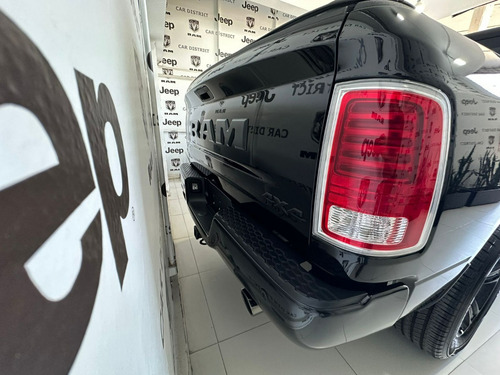 RAM 1500 5.7 Laramie Nigth Edition