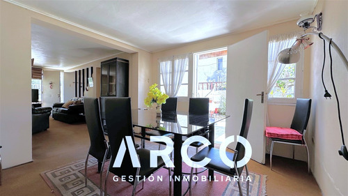 Casa En Venta De 4 Dorm. En Marathon. Macul